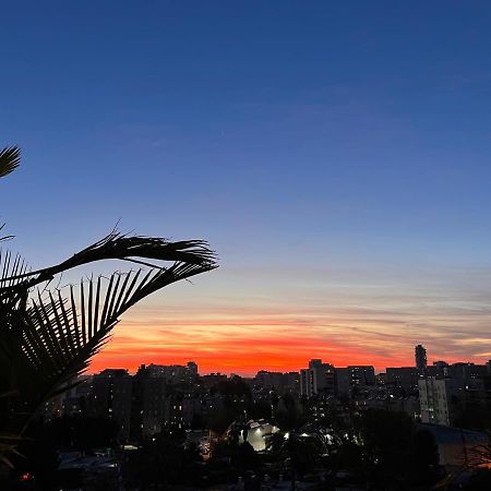 Suite And Room In A Breathtaking New Designed Penthouse In Se Tlv Tel Aviv Bagian luar foto